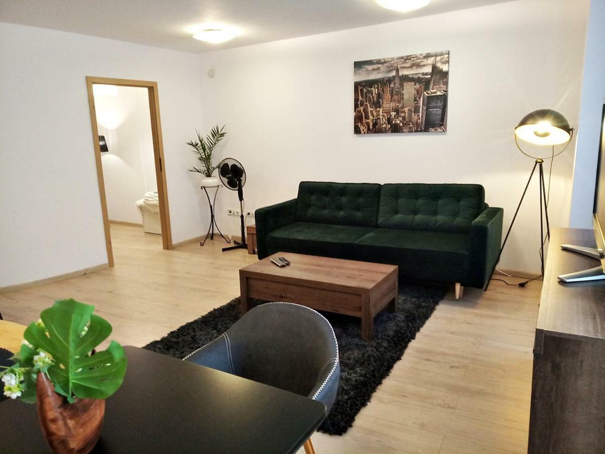 Downtown Studio Daire Zielona Góra Dış mekan fotoğraf