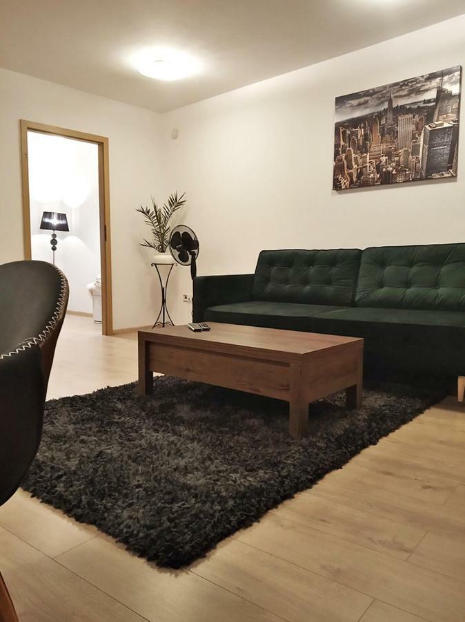 Downtown Studio Daire Zielona Góra Dış mekan fotoğraf